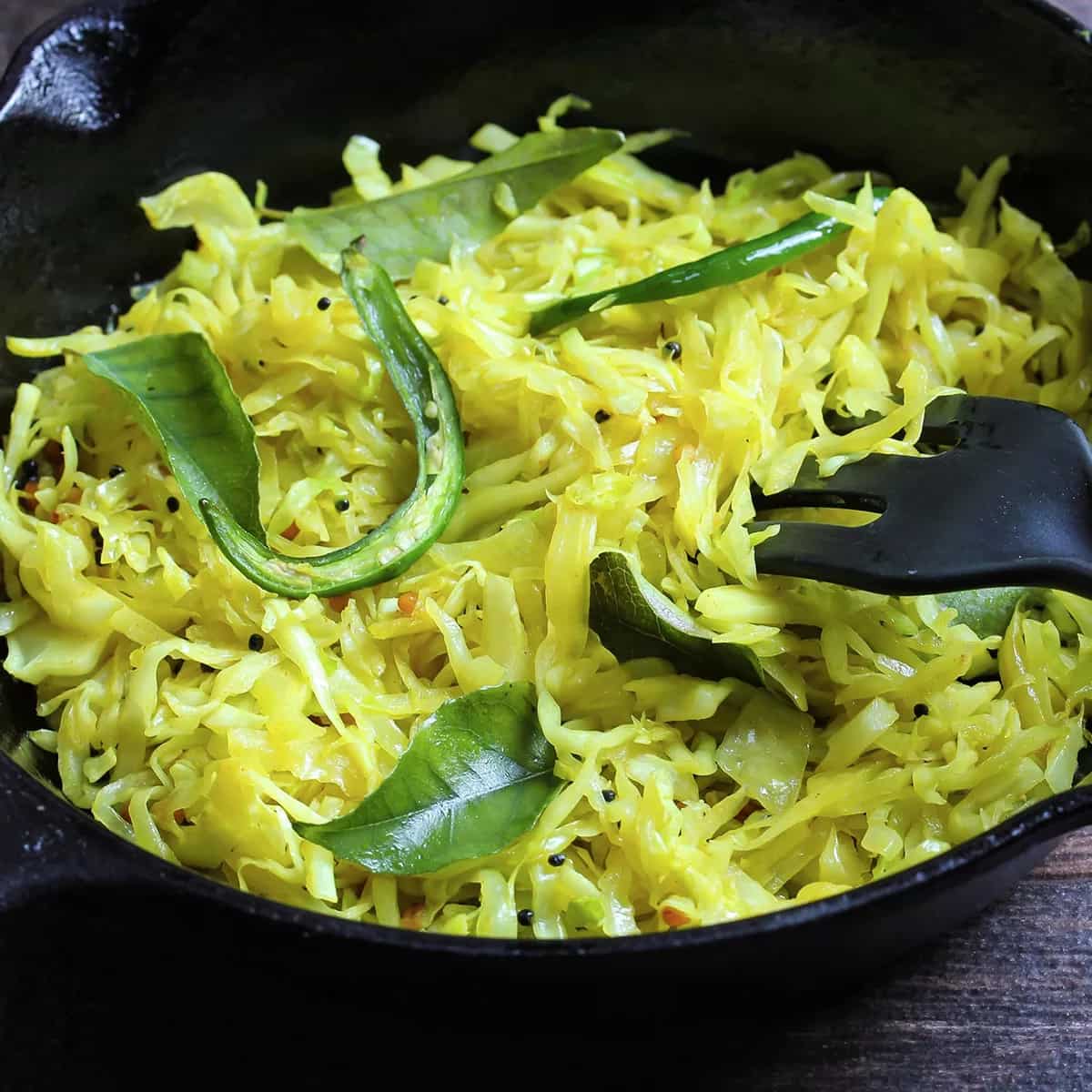 How to make Cabbage Thoran Recipe